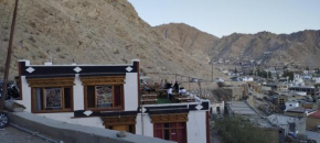 Castle cuisine ladakh